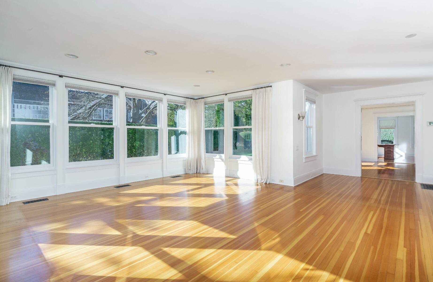  338 N MAIN ST - 物件實景