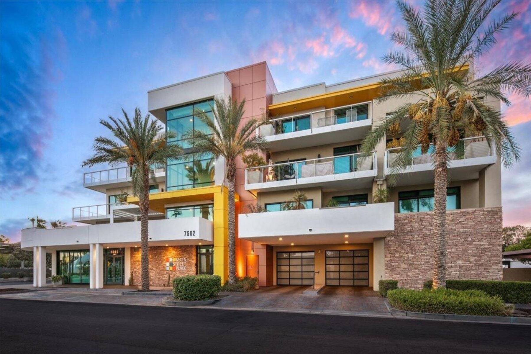  7502 E Main Street  Scottsdale, AZ - 物件實景