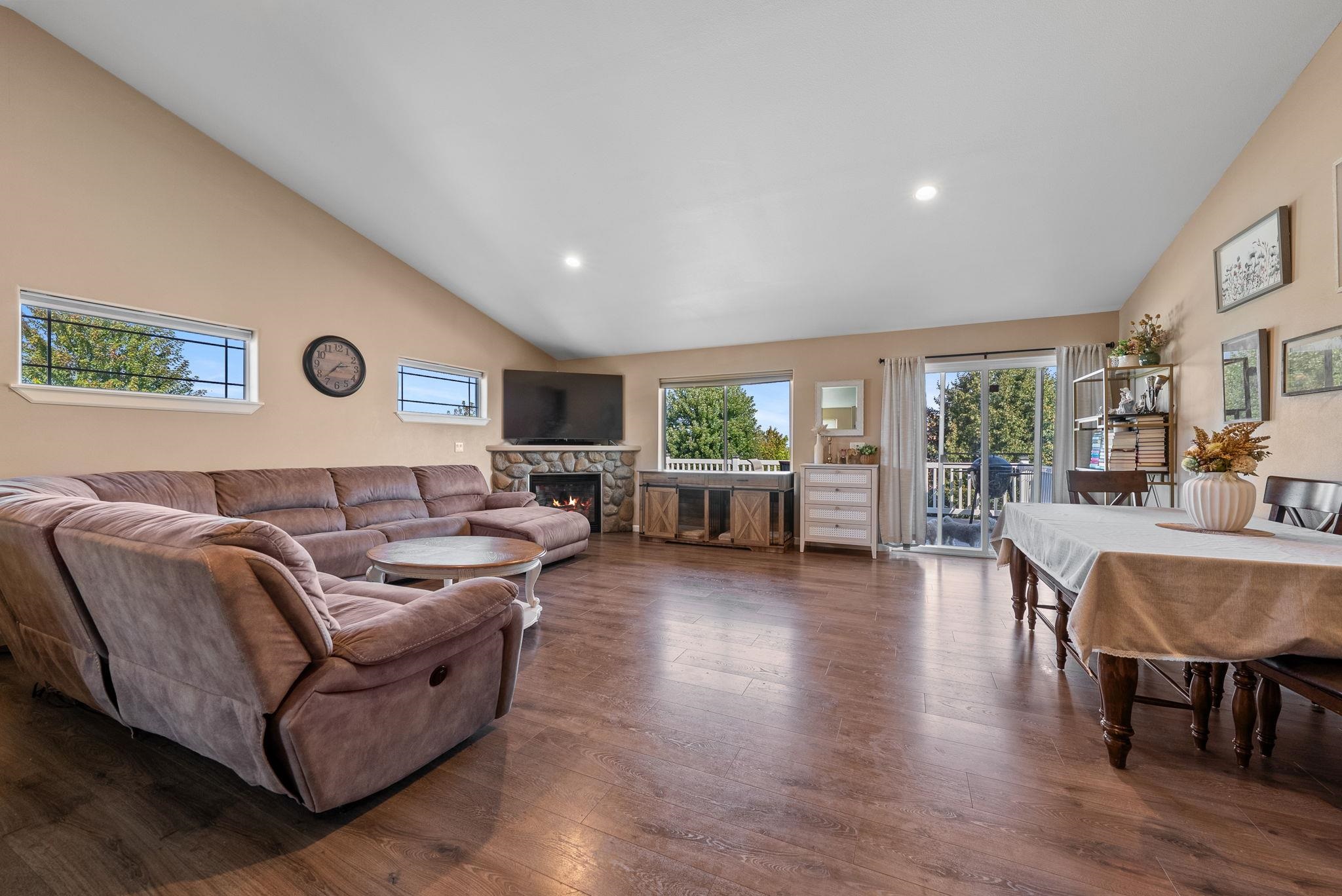 Cheney, Washington, 99004, United States, 4 Bedrooms Bedrooms, ,3 BathroomsBathrooms,Residential,For Sale,1978088