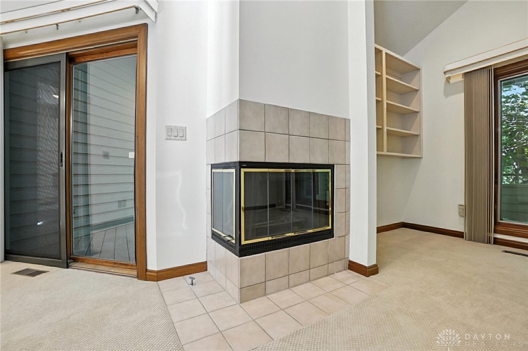 Sugarcreek Twp, Ohio, 45440, United States, 4 Bedrooms Bedrooms, ,5 BathroomsBathrooms,Residential,For Sale,1902150