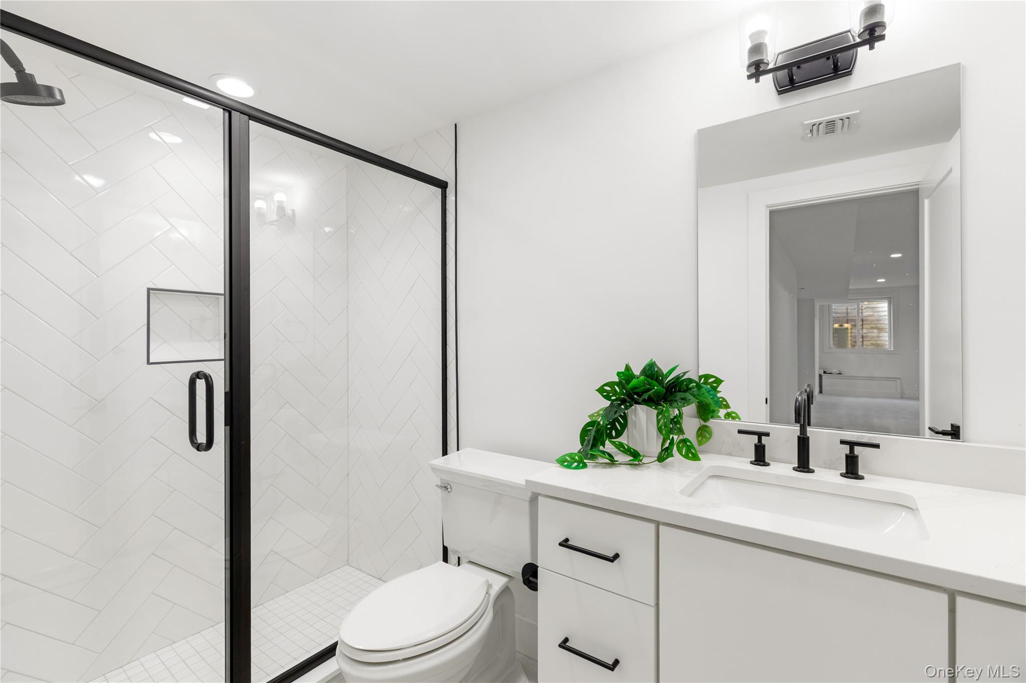  1 Sequoia Circle, Manhasset, NY, 11030 - 物件實景