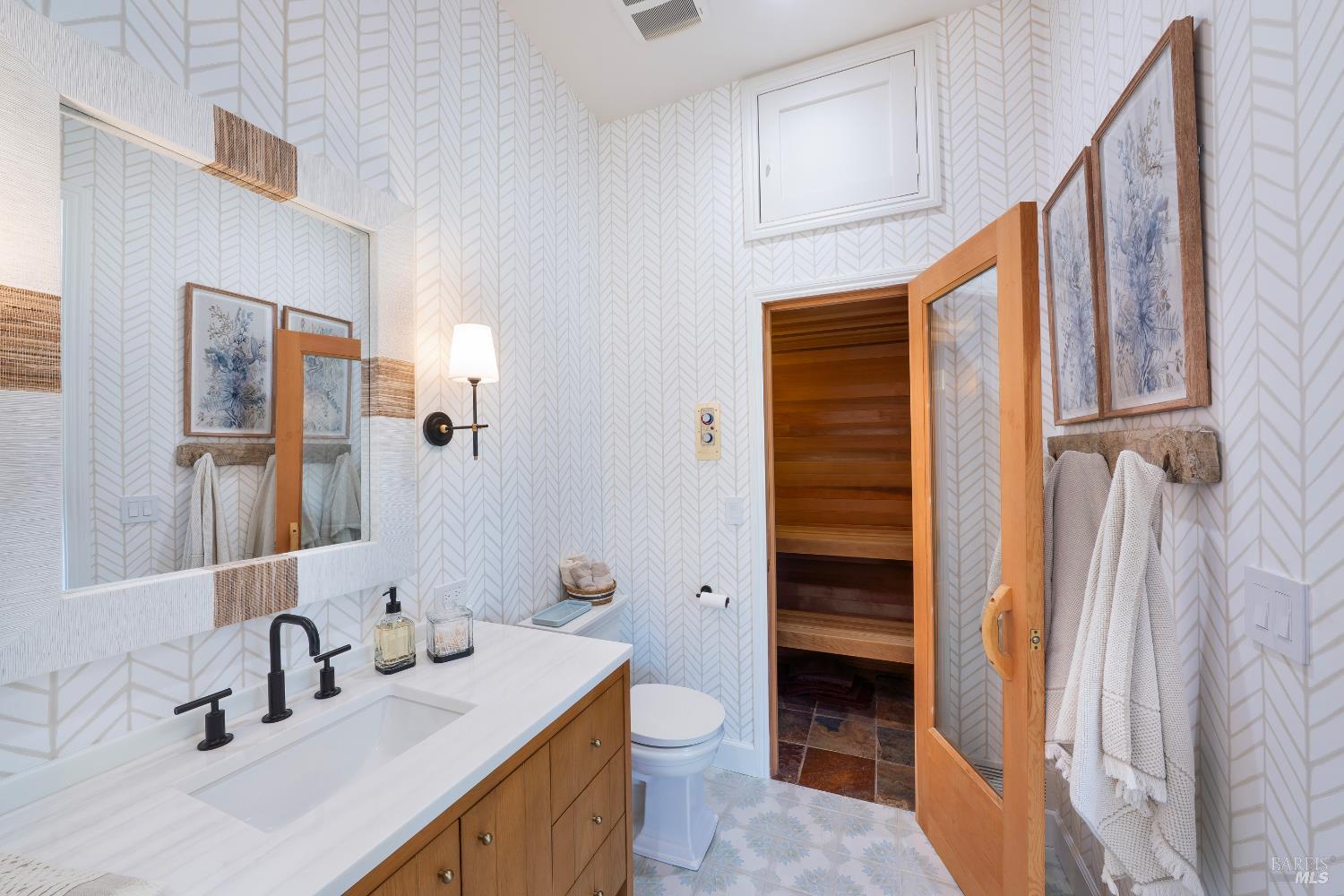 Calistoga, California, 94515, United States, 4 Bedrooms Bedrooms, ,5 BathroomsBathrooms,Residential,For Sale,1882697