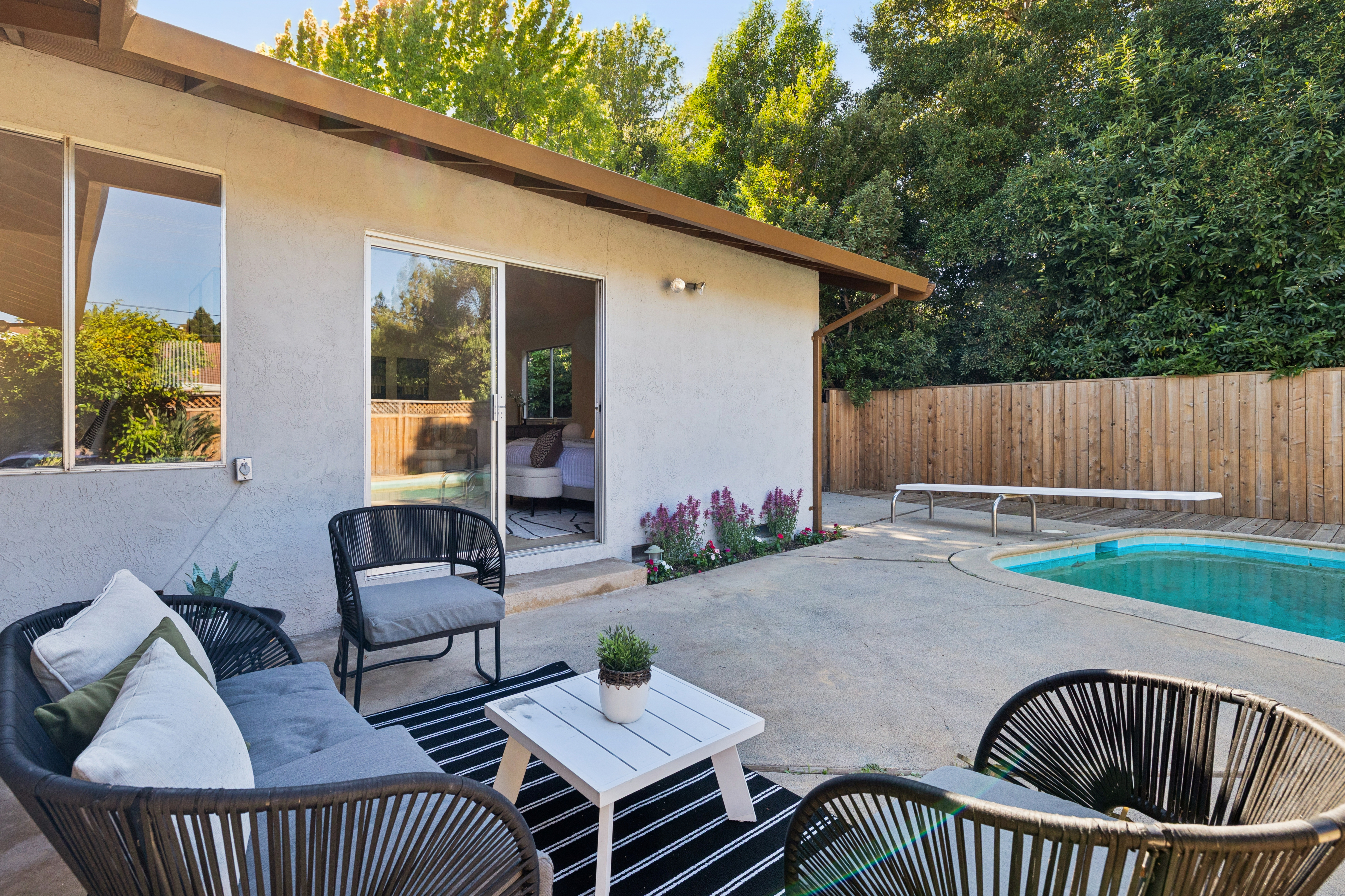  Single-Level Living in One of San Rafael’s Most Charming Pockets - 物件實景