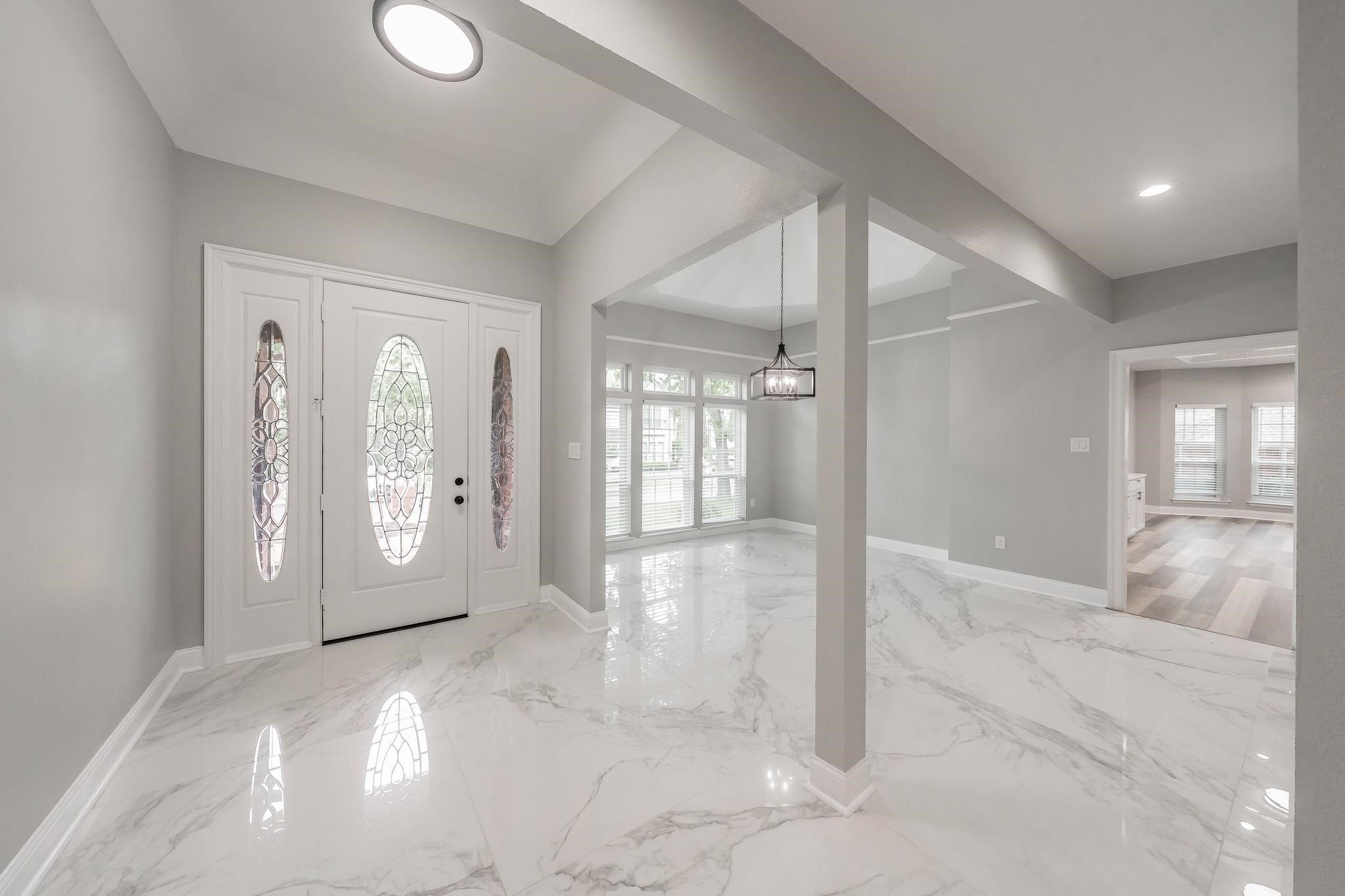 Arlington, Texas, 76013, United States, 4 Bedrooms Bedrooms, ,6 BathroomsBathrooms,Residential,For Sale,1787448