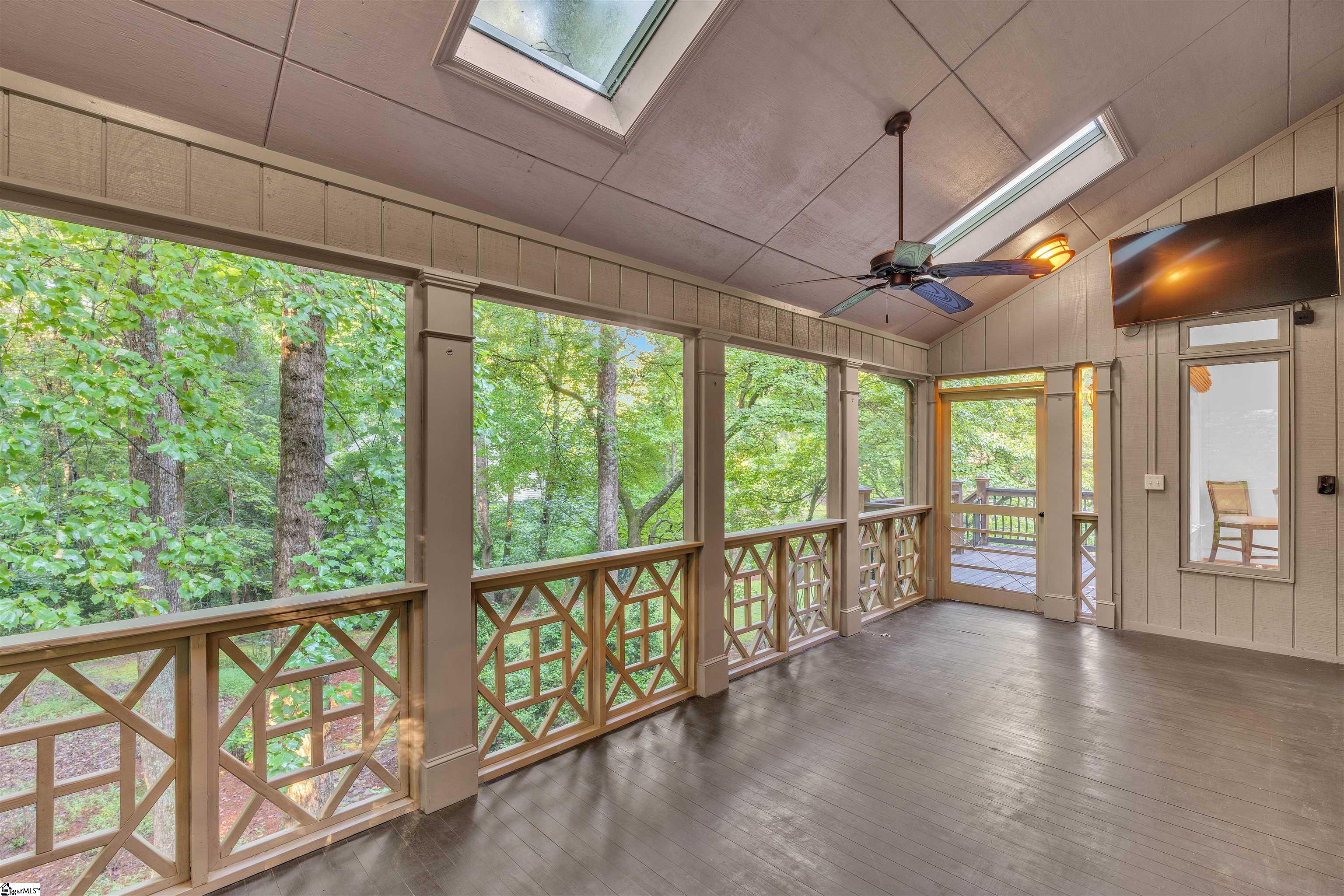 Spartanburg, South Carolina, 29306, United States, 4 Bedrooms Bedrooms, ,5 BathroomsBathrooms,Residential,For Sale,1913209