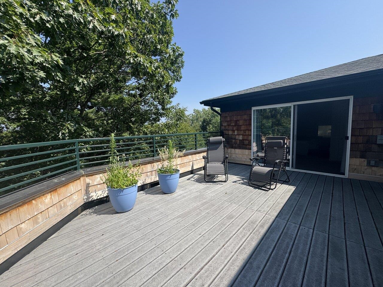 Burlington, Vermont, 05408, United States, 2 Bedrooms Bedrooms, ,2 BathroomsBathrooms,Residential,For Sale,1902204