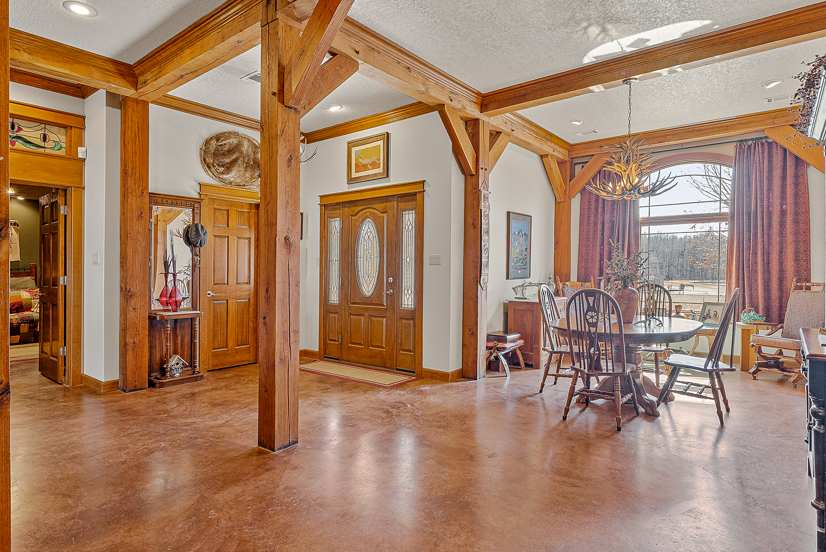 Jonesboro, Arkansas, 72405, United States, 4 Bedrooms Bedrooms, ,3 BathroomsBathrooms,Residential,For Sale,1942326