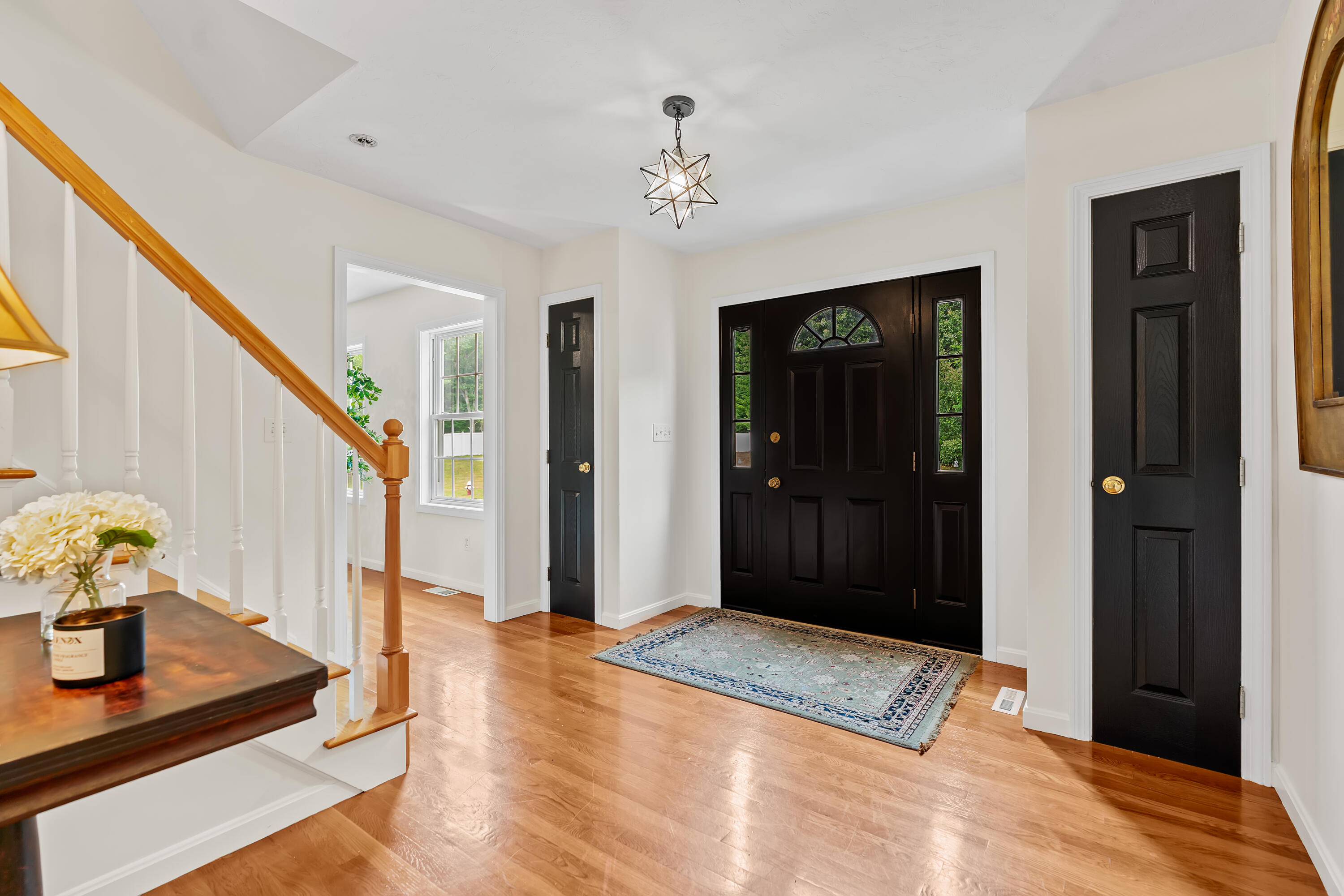  2 Ture Lane, Holbrook, MA, 02343 - 物件實景