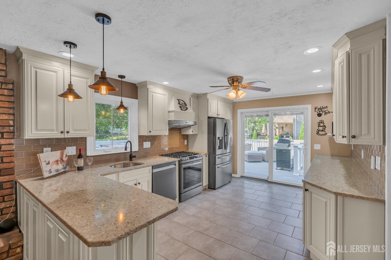 South Plainfield, New Jersey, 07080, United States, 3 Bedrooms Bedrooms, ,3 BathroomsBathrooms,Residential,For Sale,1939790