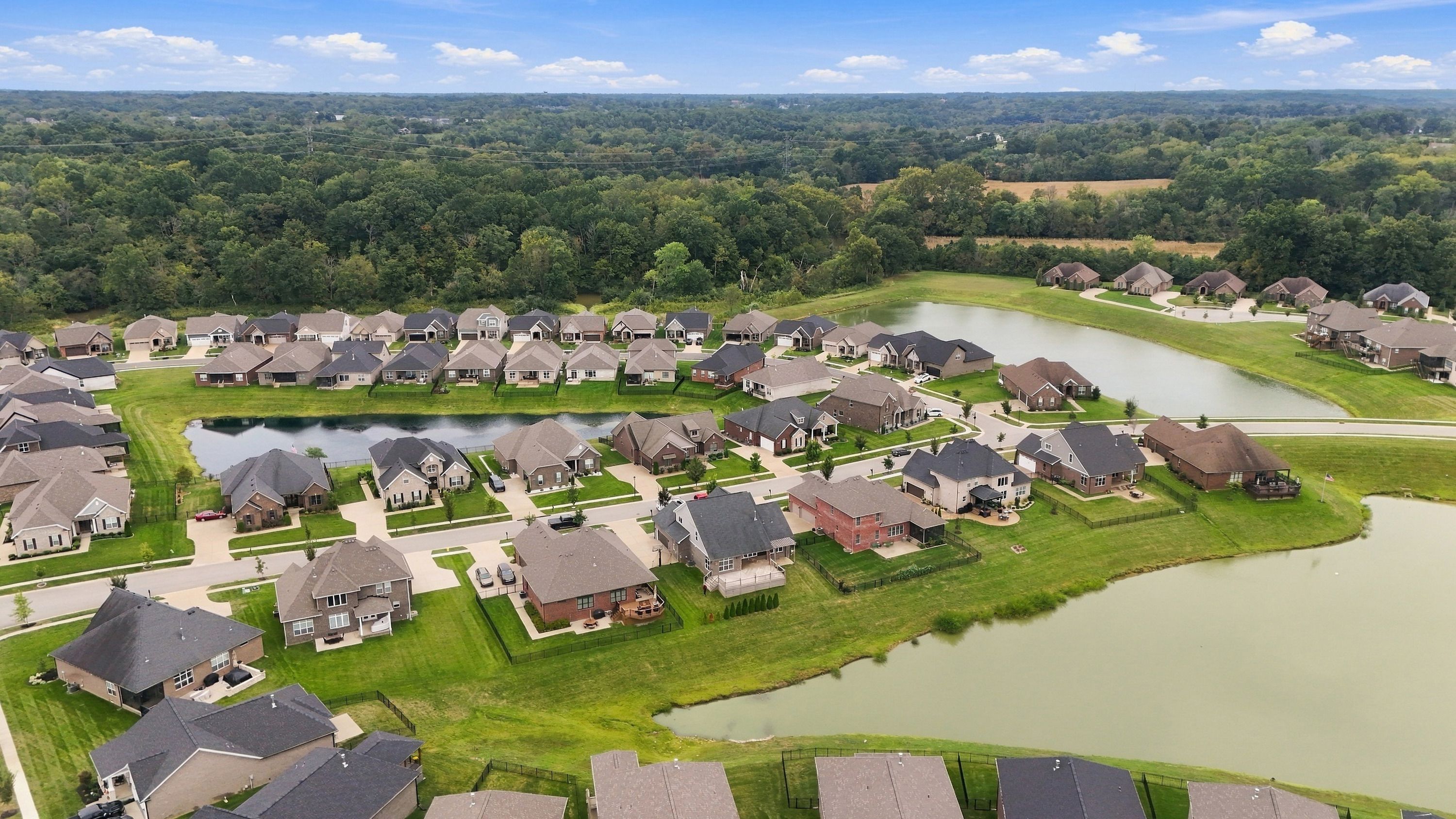  2008 Scenic Lakes Drive, Louisville, KY 40245 - 物件實景