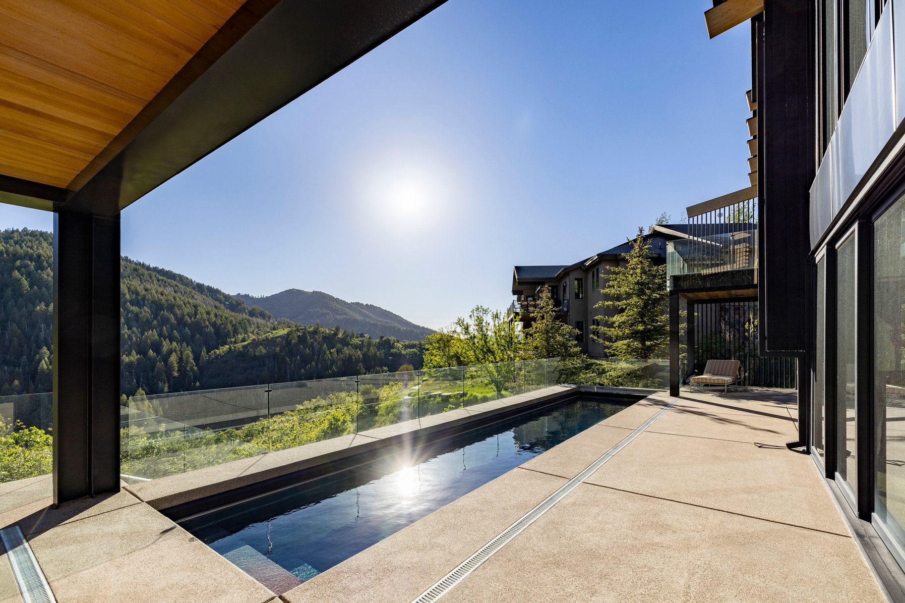  One-of-a-Kind Modern Pinebrook Residence - 物件實景