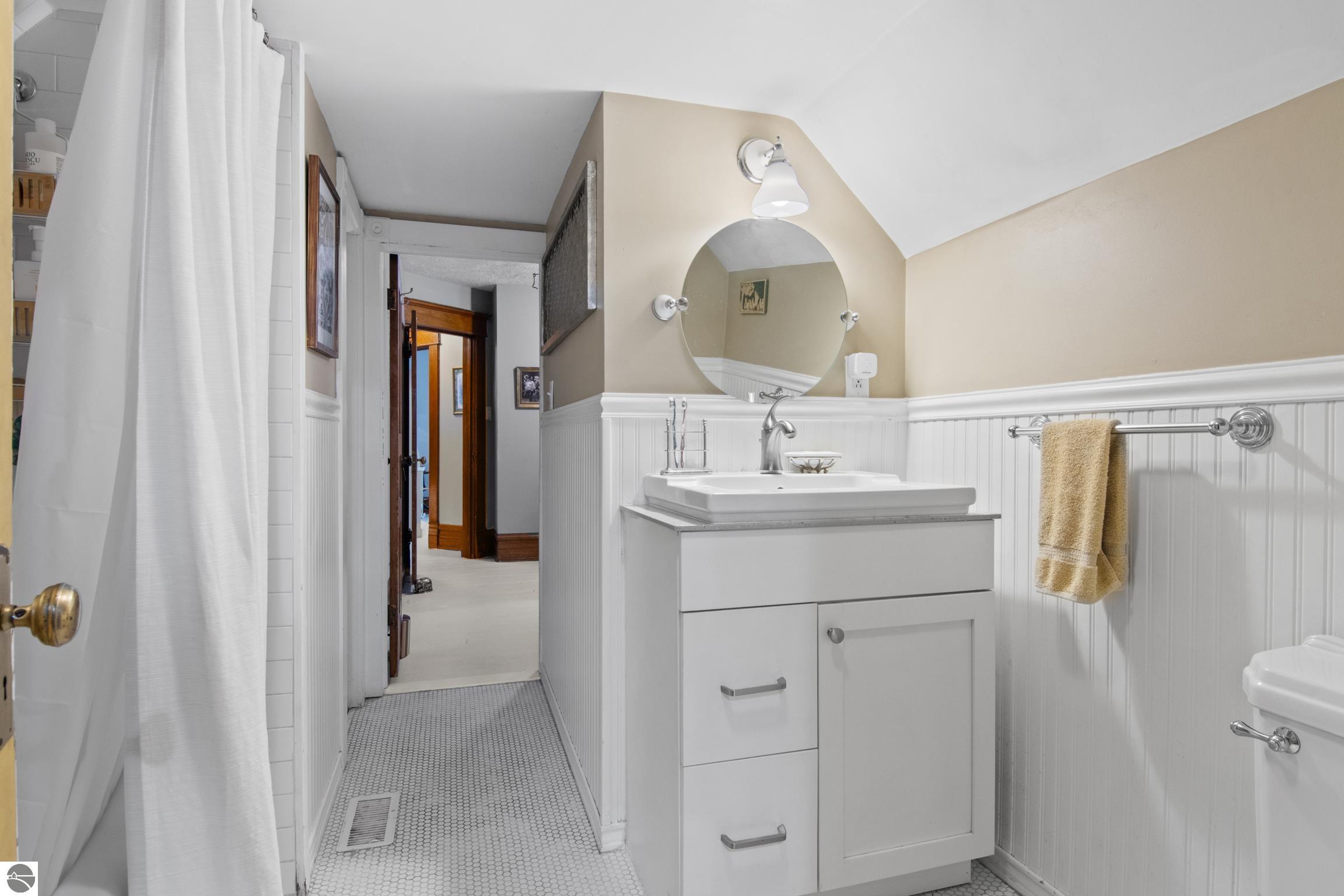 Traverse City, Michigan, 49684, United States, 4 Bedrooms Bedrooms, ,2 BathroomsBathrooms,Residential,For Sale,1943560