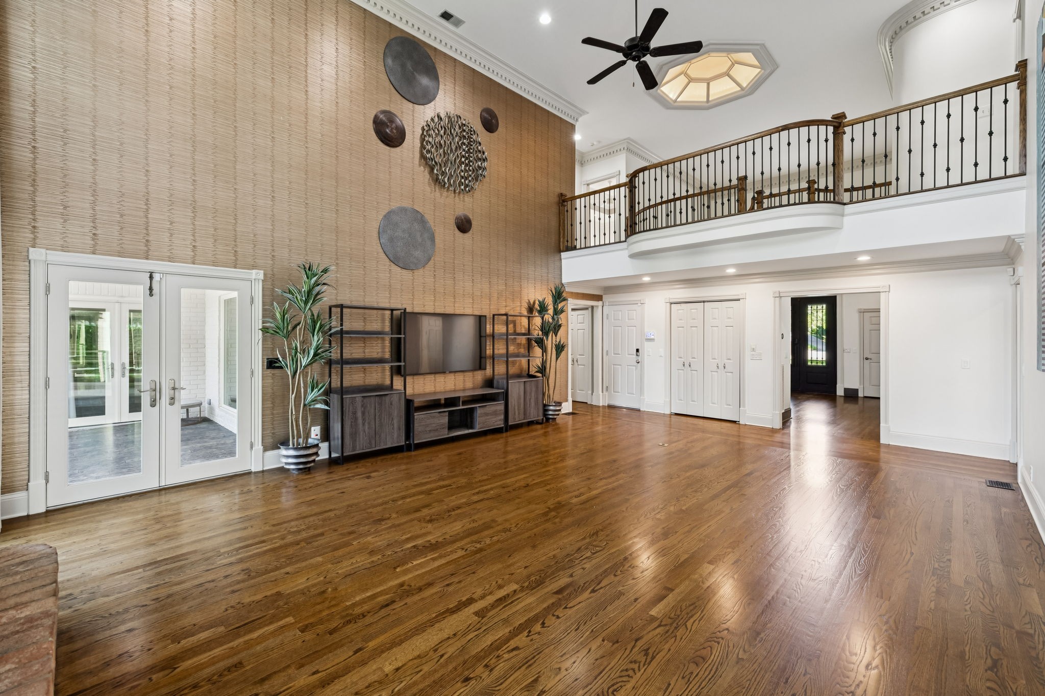  827 Maxwell Ct, Nashville, TN, 37220 - 物件實景