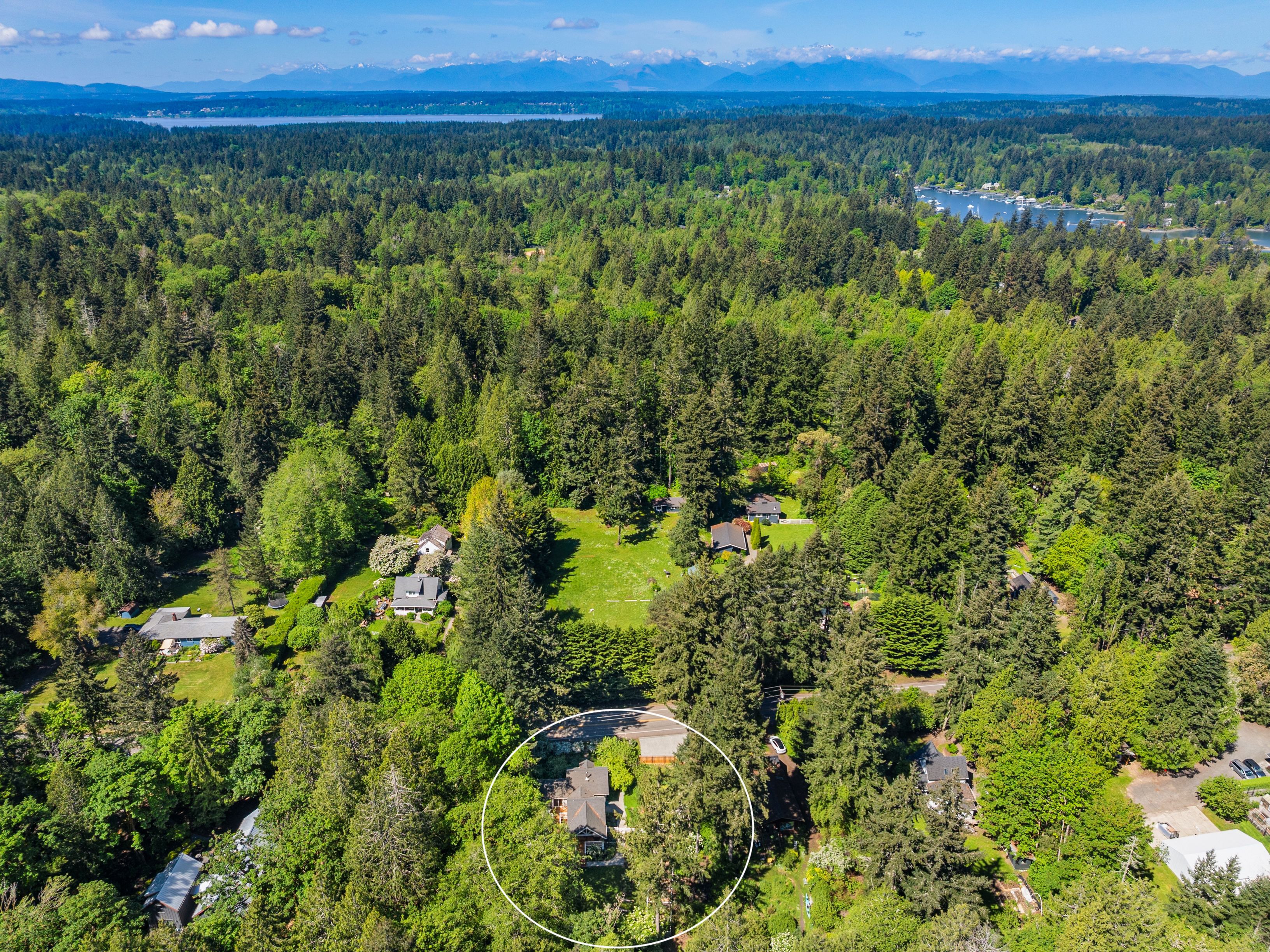  14268 N Madison Avenue NE, Bainbridge Island, WA 98110 - 物件實景