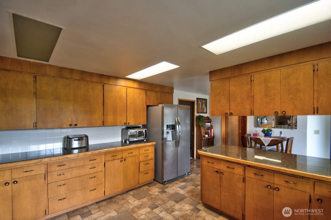 Olympia, Washington, 98512, United States, 4 Bedrooms Bedrooms, ,2 BathroomsBathrooms,Residential,For Sale,1796767