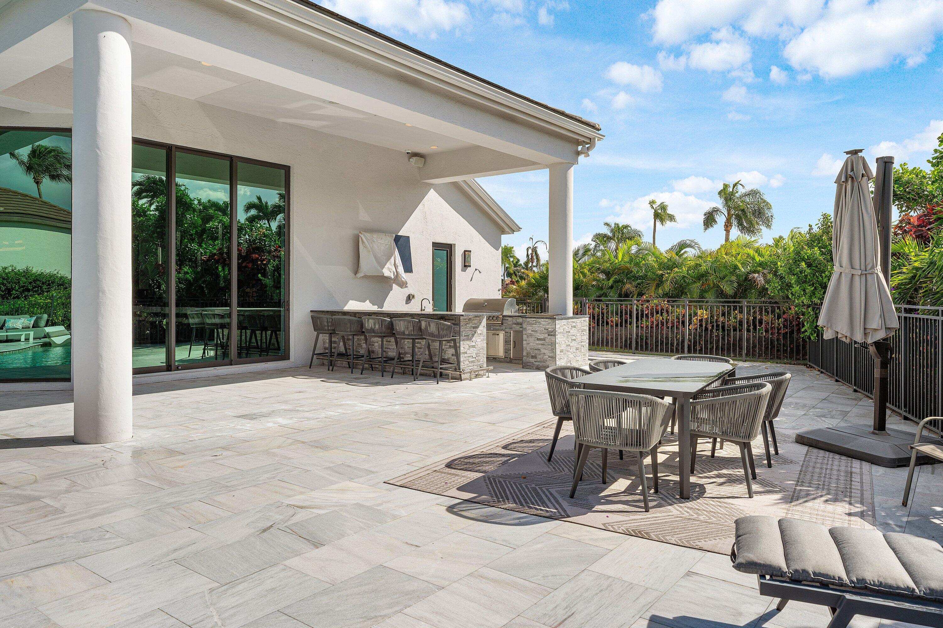 Boca Raton, Florida, 33487, United States, 5 Bedrooms Bedrooms, ,5 BathroomsBathrooms,Residential,For Sale,1995624