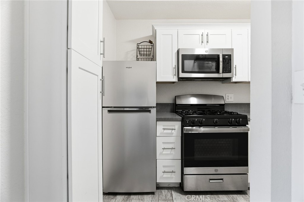 Fontana, California, 92336, United States, 4 Bedrooms Bedrooms, ,1 BathroomBathrooms,Residential,For Sale,2008784