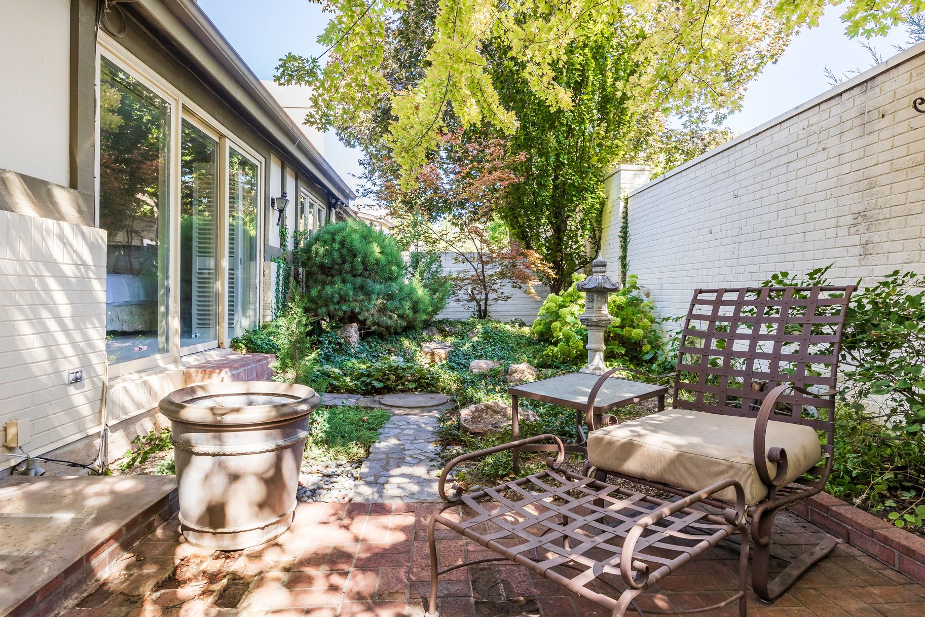  Charming Garden Retreat in Edgemount Estates - 物件實景
