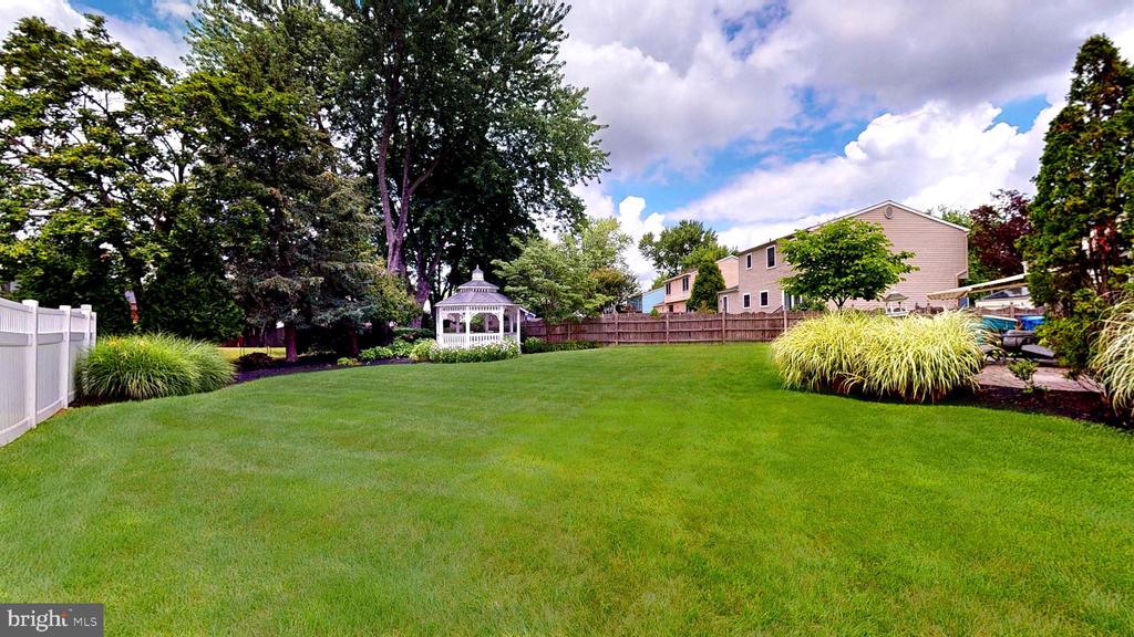 Marlton, New Jersey, 08053, United States, 3 Bedrooms Bedrooms, ,3 BathroomsBathrooms,Residential,For Sale,1942946