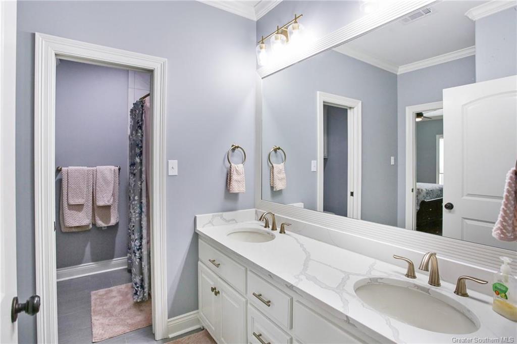 Iowa, Louisiana, 70647, United States, 4 Bedrooms Bedrooms, ,5 BathroomsBathrooms,Residential,For Sale,1978673