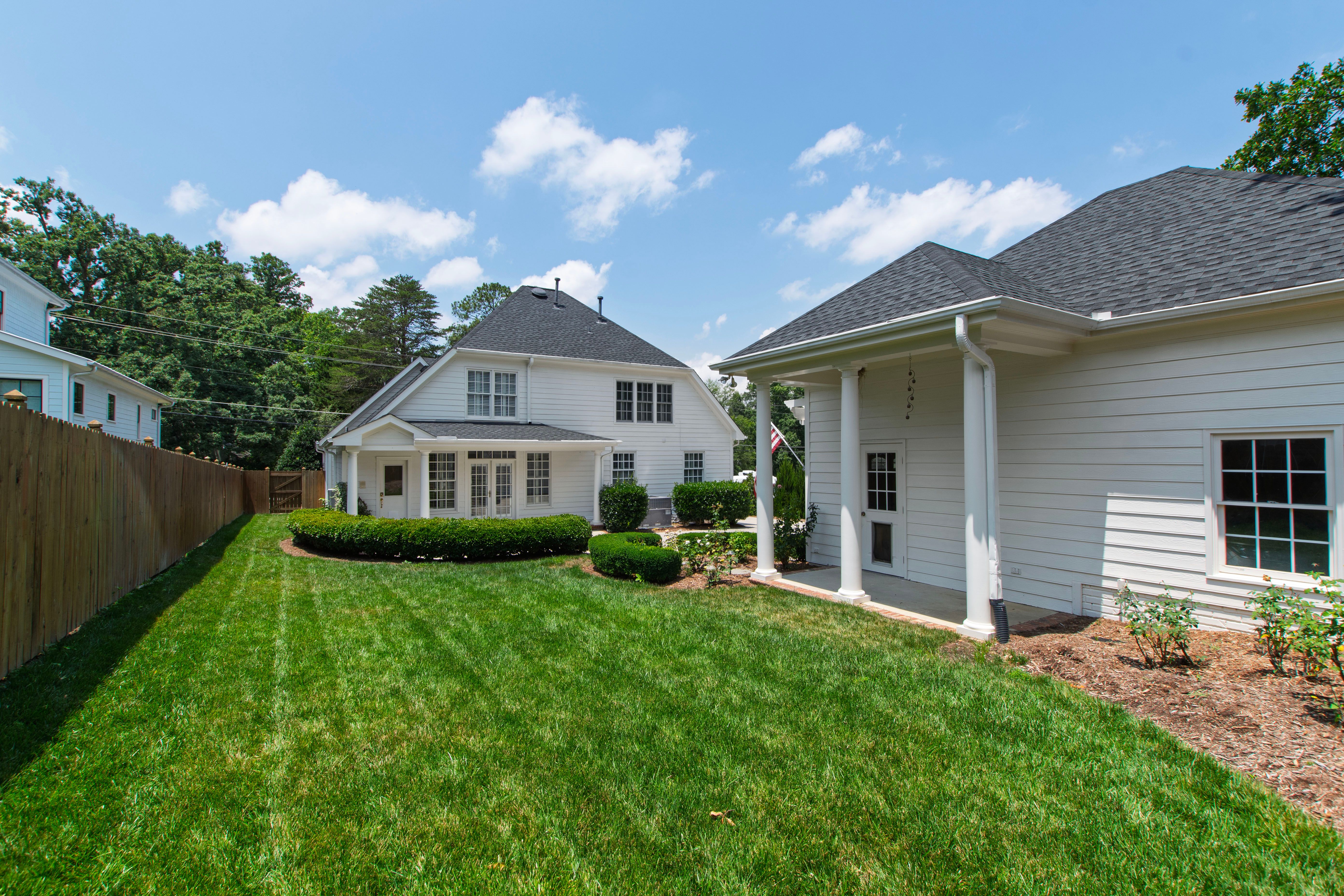  2714 Saint Marys Street, Raleigh, NC 27609 - 物件實景