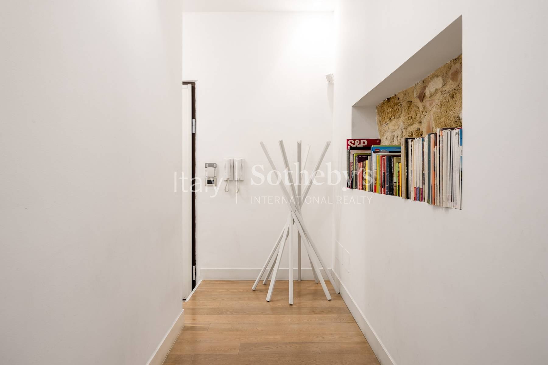  Penthouse with Terrace in the Heart of Palermo