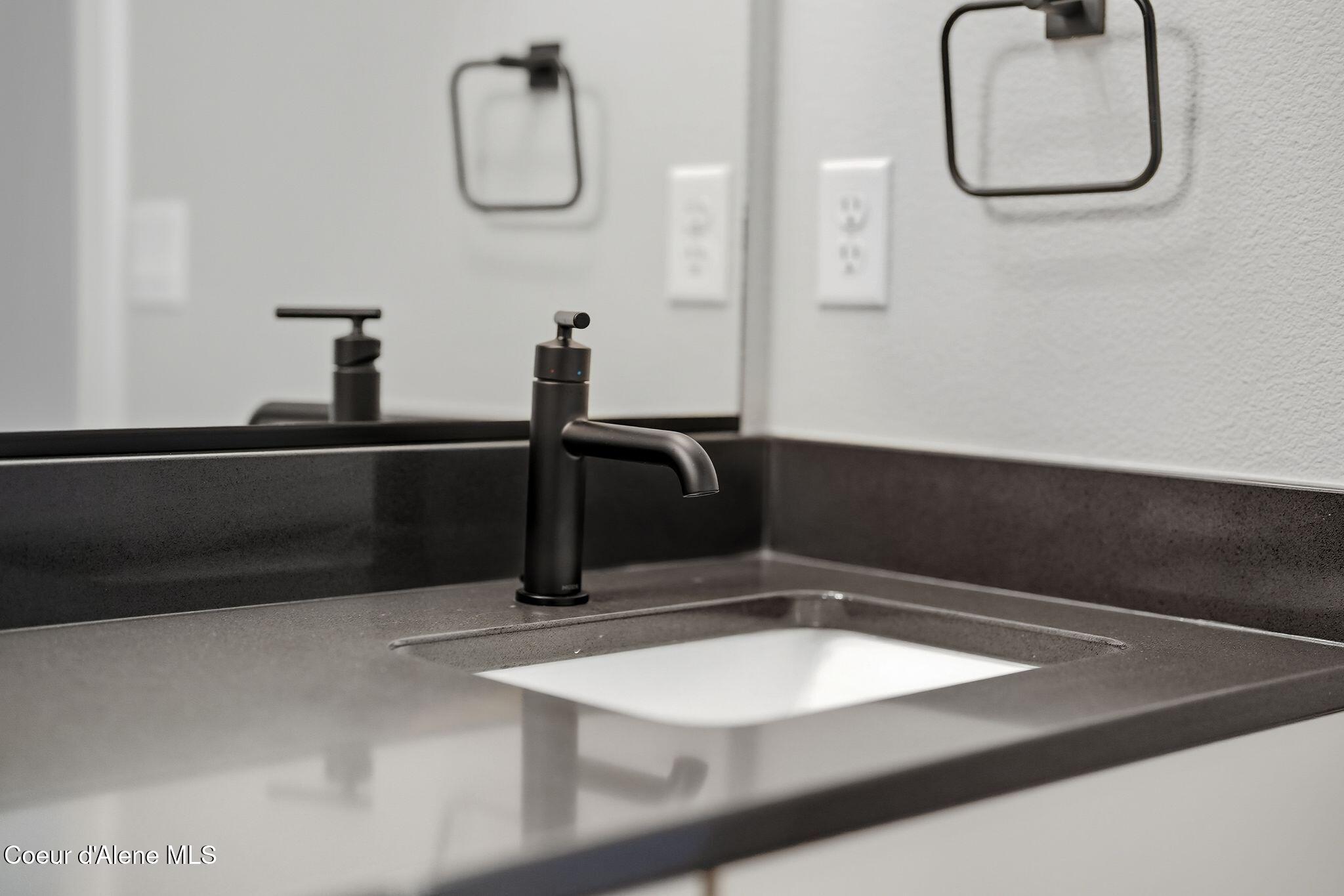 Coeur d'Alene, Idaho, 83815, United States, 4 Bedrooms Bedrooms, ,3 BathroomsBathrooms,Residential,For Sale,2015993