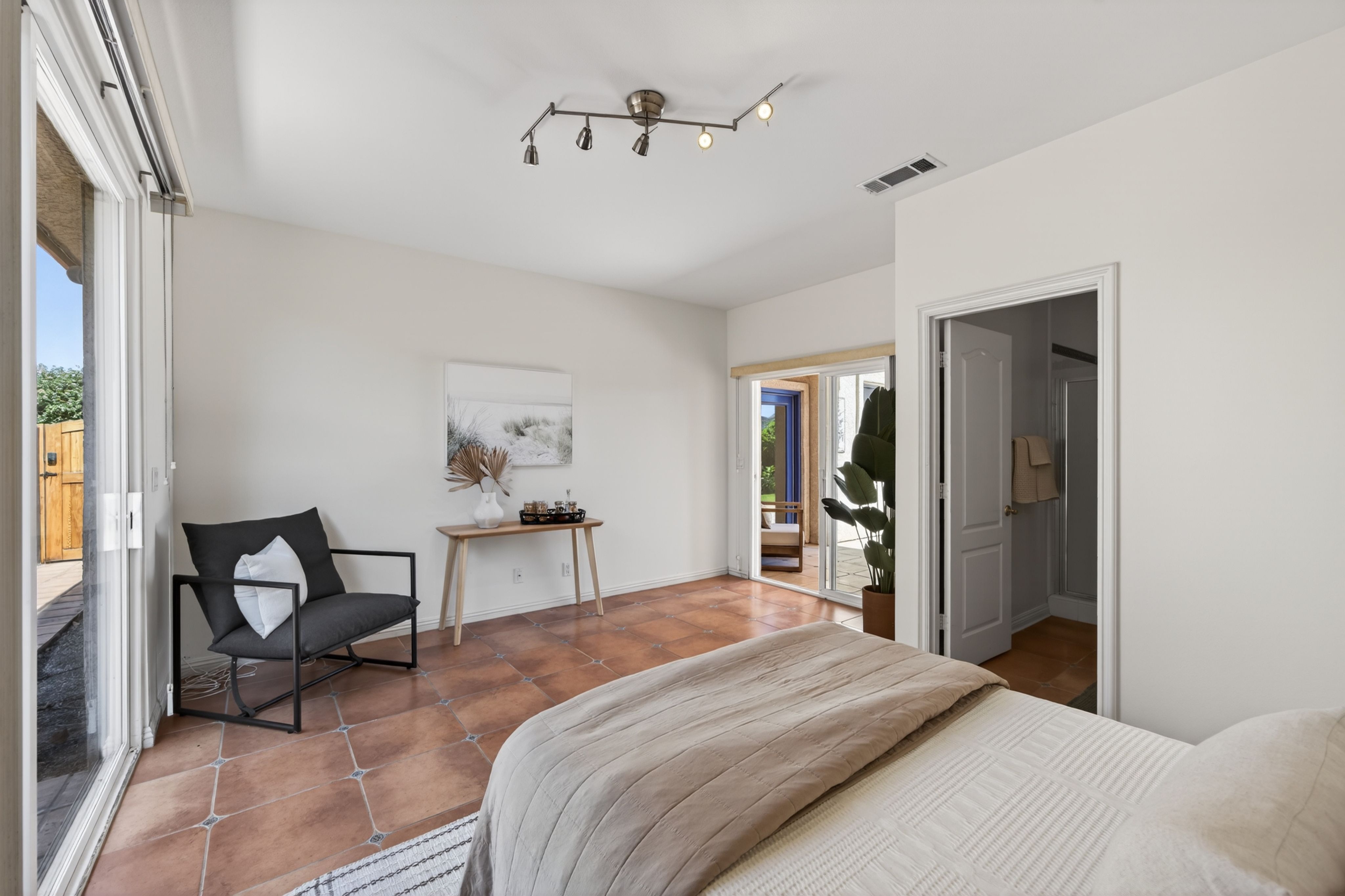  1602 Grace Court, Camarillo, CA 93010 - 物件實景