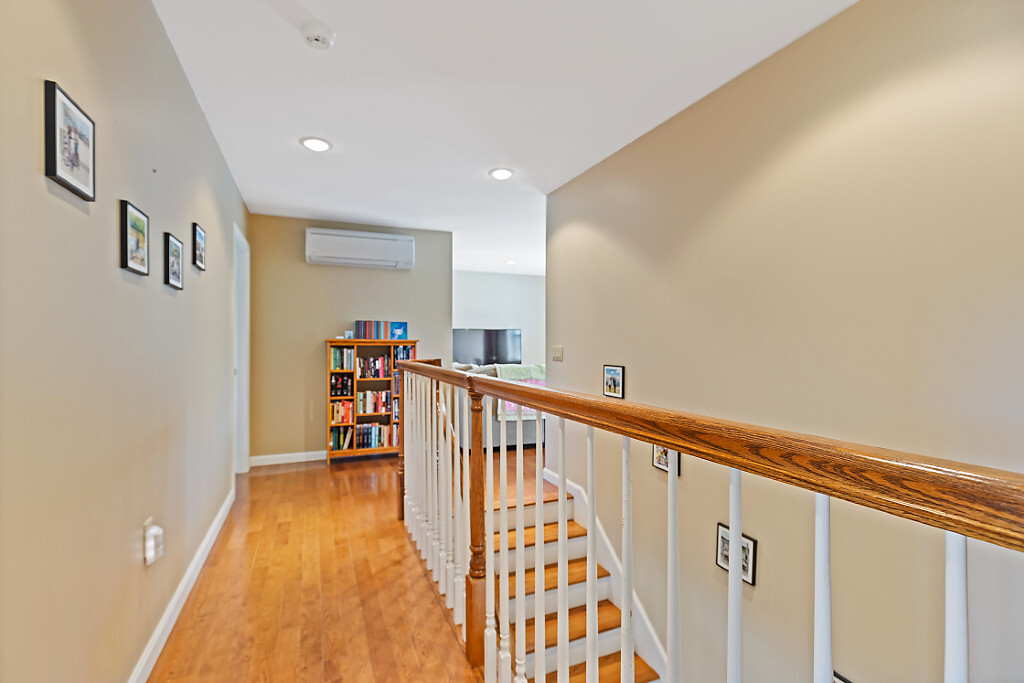 Waterville, Maine, 04901, United States, 4 Bedrooms Bedrooms, ,3 BathroomsBathrooms,Residential,For Sale,1993440