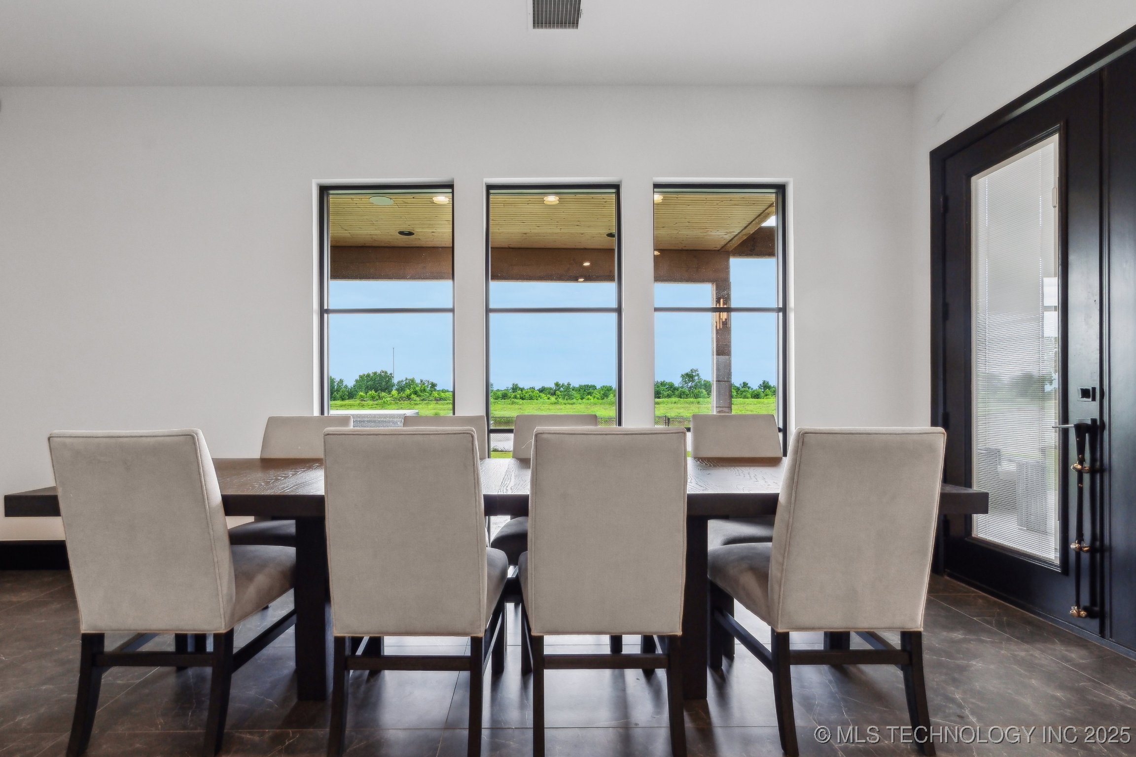 Bixby, Oklahoma, 74008, United States, 5 Bedrooms Bedrooms, ,5 BathroomsBathrooms,Residential,For Sale,1838867