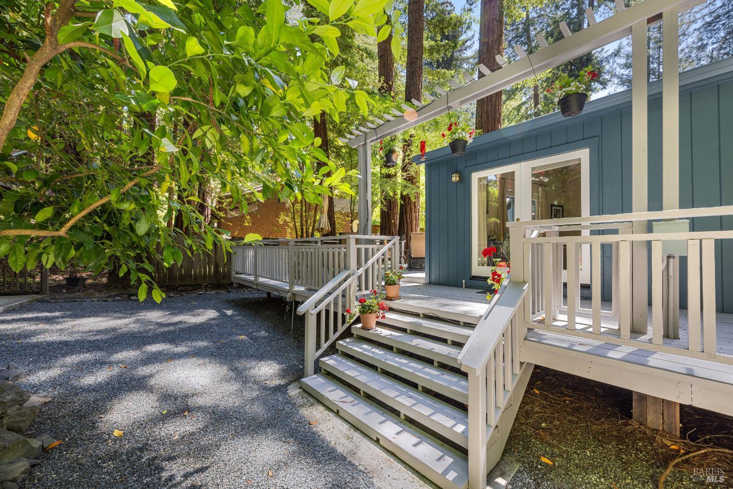 Monte Rio, California, 95462, United States, 2 Bedrooms Bedrooms, ,3 BathroomsBathrooms,Residential,For Sale,1861966