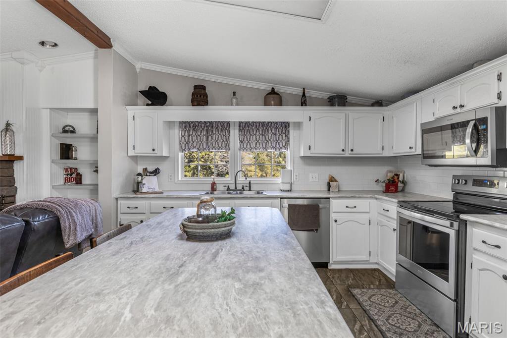 Park Hills, Missouri, 63601, United States, 3 Bedrooms Bedrooms, ,2 BathroomsBathrooms,Residential,For Sale,1967029