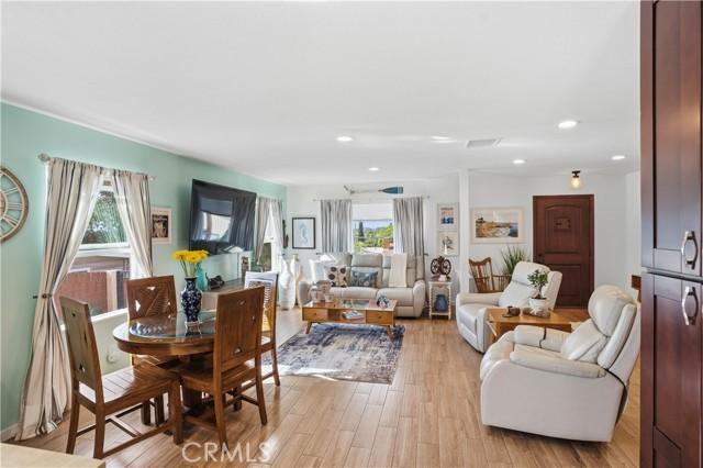 Fallbrook, California, 92028, United States, 2 Bedrooms Bedrooms, ,1 BathroomBathrooms,Residential,For Sale,1987666