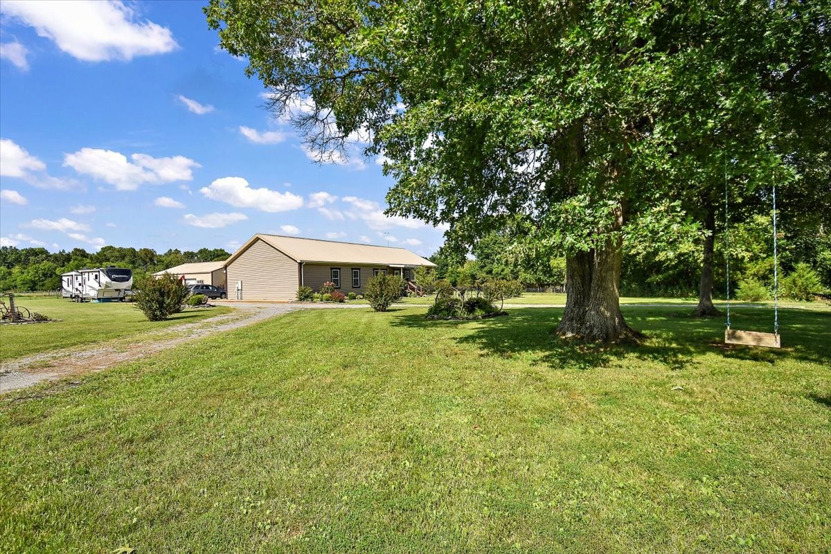 Readyville, Tennessee, 37149, United States, 3 Bedrooms Bedrooms, ,2 BathroomsBathrooms,Residential,For Sale,1903533