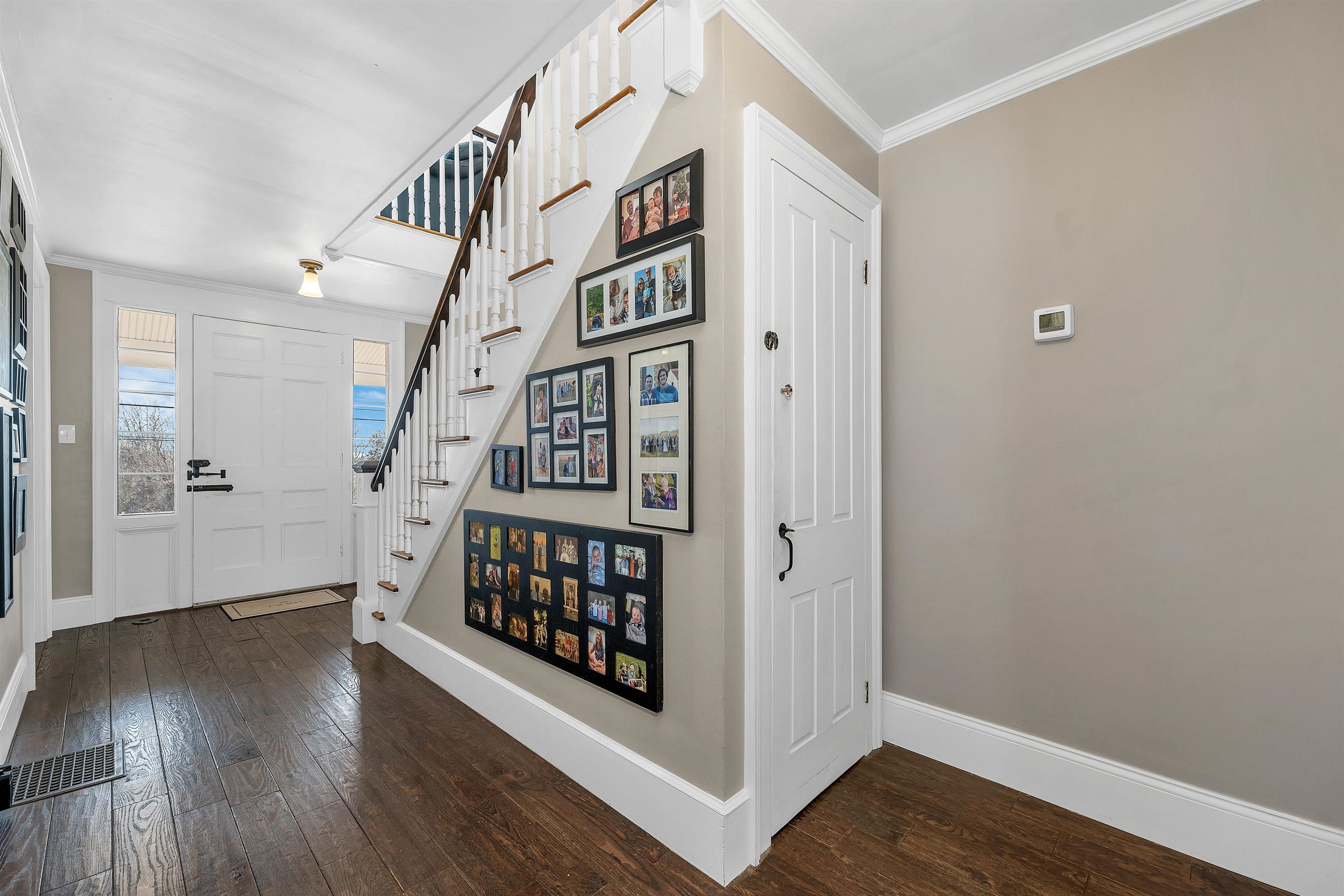 Meredith, New Hampshire, 03253, United States, 3 Bedrooms Bedrooms, ,2 BathroomsBathrooms,Residential,For Sale,1793827