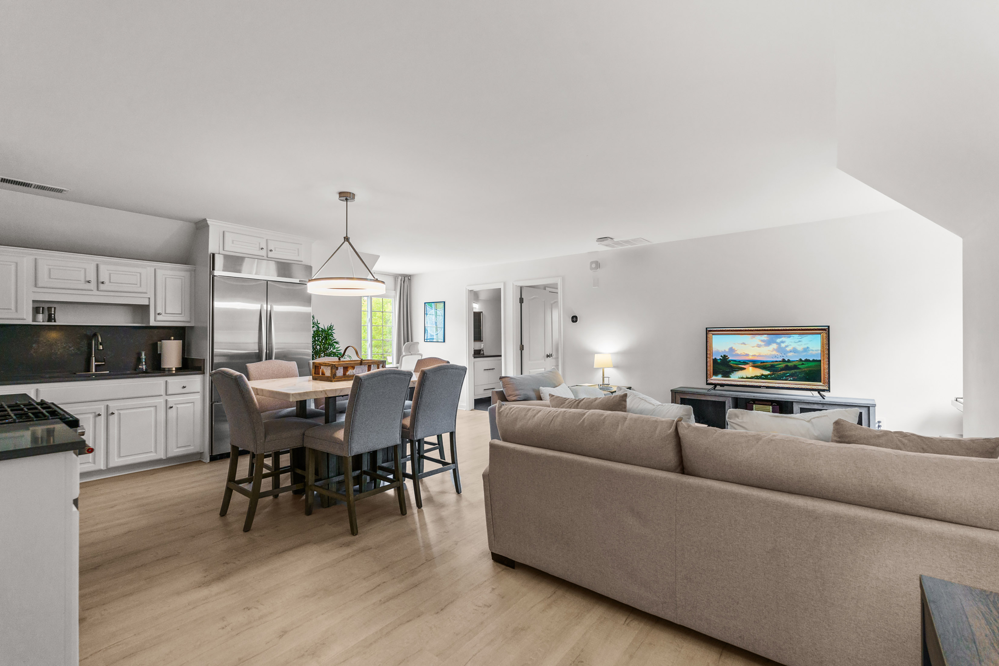  Experience Elevated Living in this Exceptional Estate-Style Residence - 物件實景