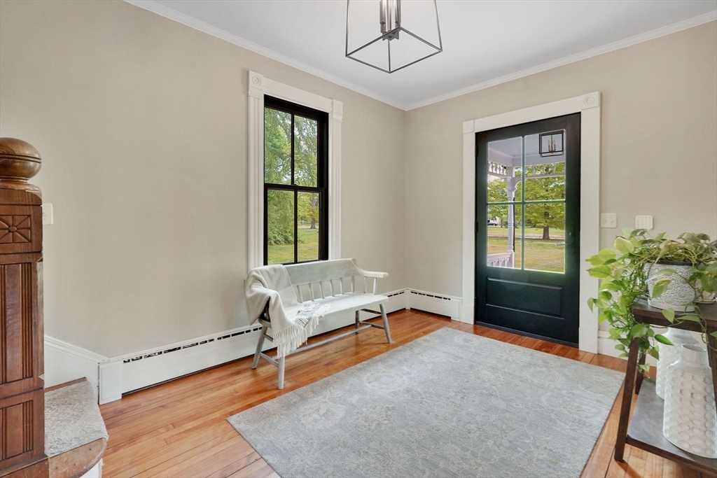 Longmeadow, Massachusetts, 01106, United States, 5 Bedrooms Bedrooms, ,2 BathroomsBathrooms,Residential,For Sale,1819173
