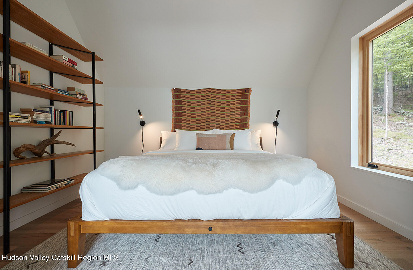 Woodstock, New York, 12498, United States, 3 Bedrooms Bedrooms, ,2 BathroomsBathrooms,Residential,For Sale,1850137