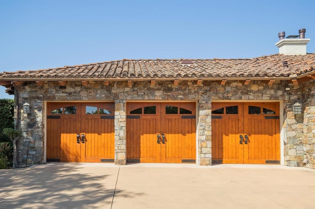 Rancho Santa Fe, California, 92067, United States, 6 Bedrooms Bedrooms, ,7 BathroomsBathrooms,Residential,For Sale,1847719