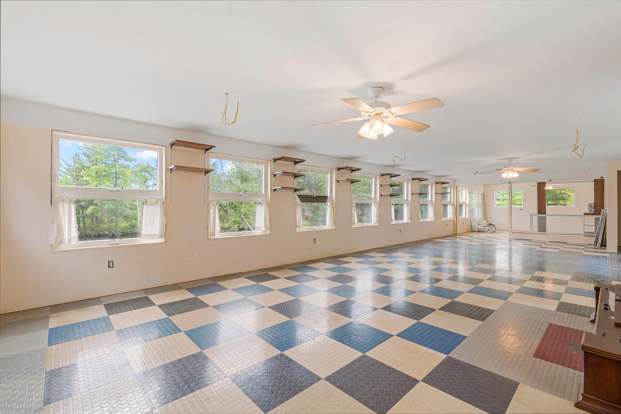 Limerick, Maine, 04048, United States, 4 Bedrooms Bedrooms, ,2 BathroomsBathrooms,Residential,For Sale,1916367