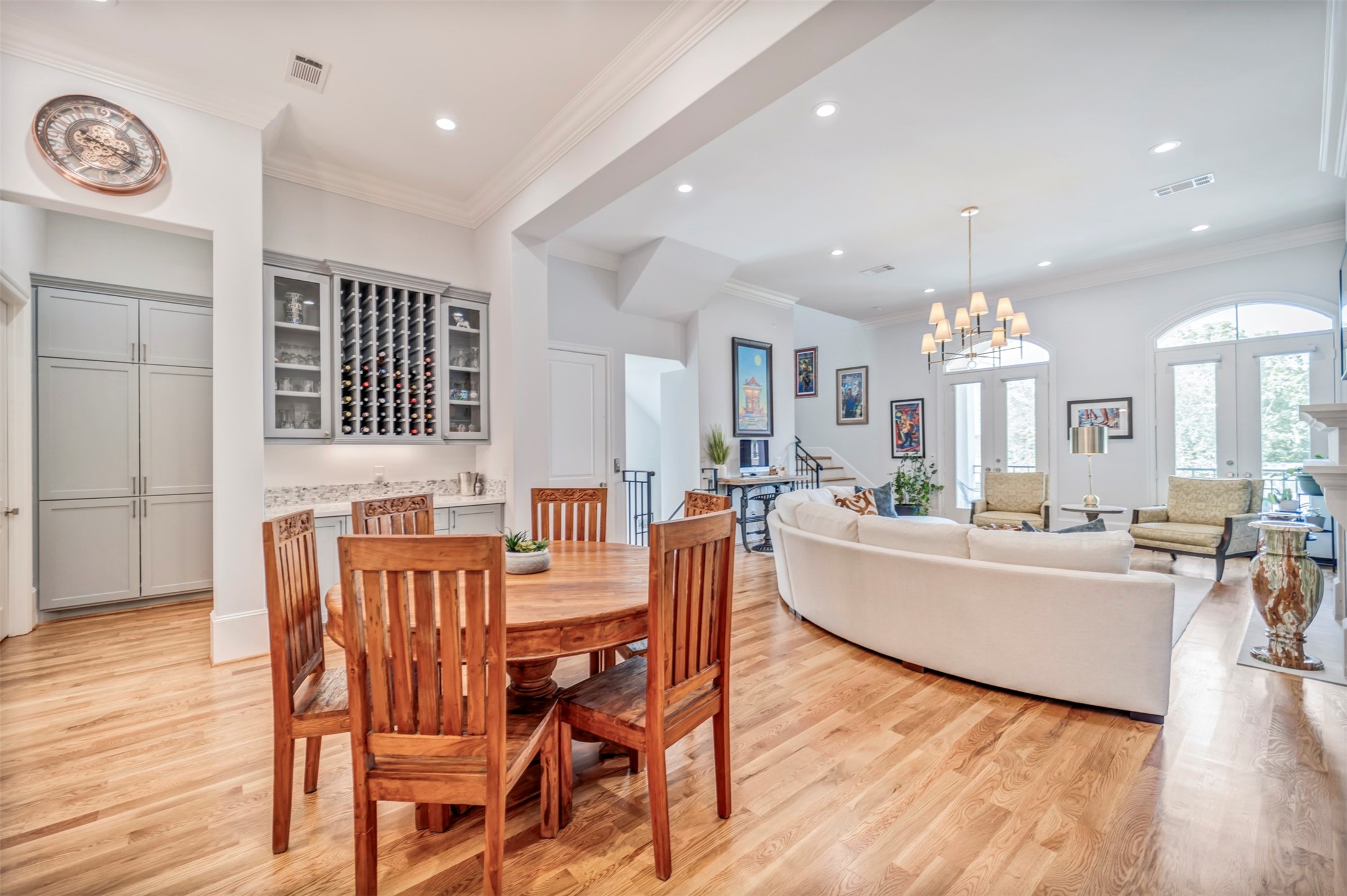 Houston, Texas, 77055, United States, 3 Bedrooms Bedrooms, ,4 BathroomsBathrooms,Residential,For Sale,1866931