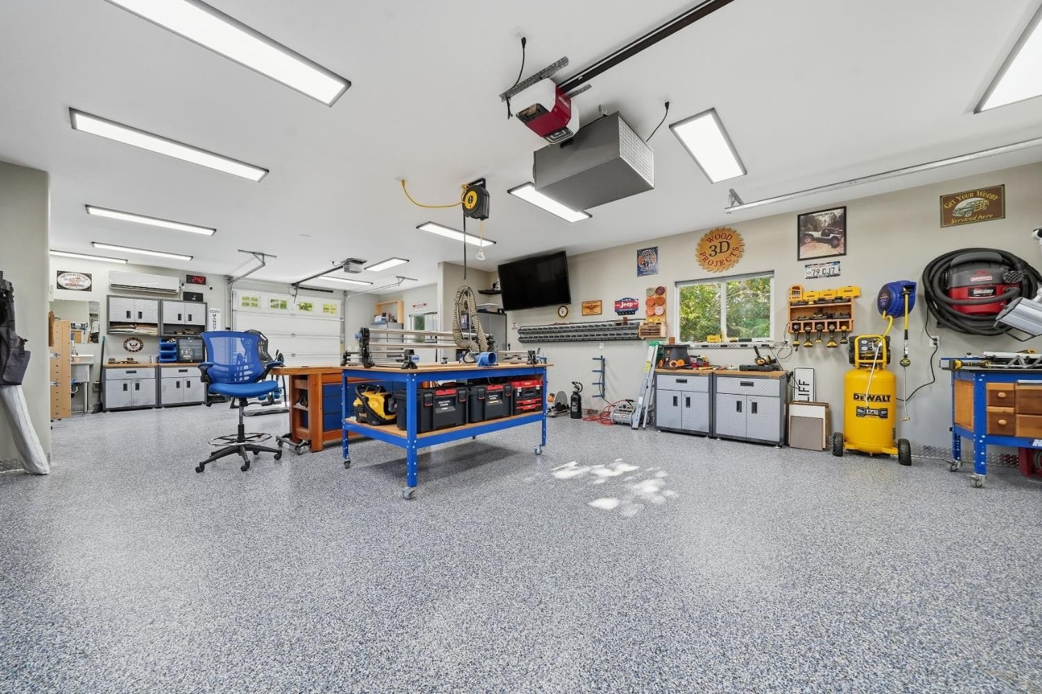 Valley Springs, California, 95252, United States, 3 Bedrooms Bedrooms, ,2 BathroomsBathrooms,Residential,For Sale,1981234