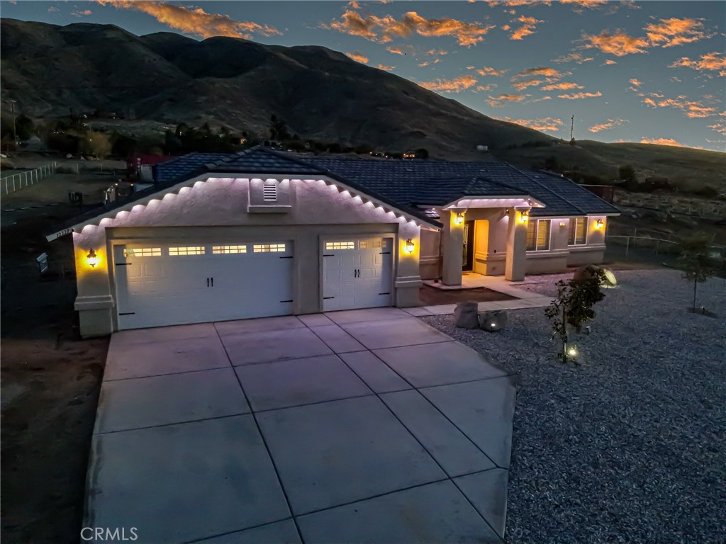 Apple Valley, California, 92308, United States, 4 Bedrooms Bedrooms, ,3 BathroomsBathrooms,Residential,For Sale,2000877