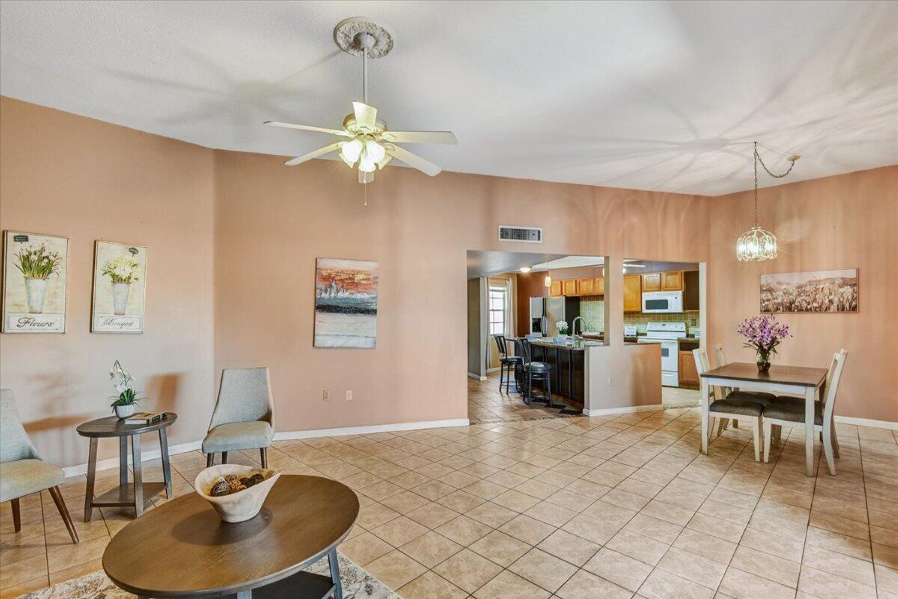  17264 N 105th Avenue ¦Sun City, AZ - 物件實景