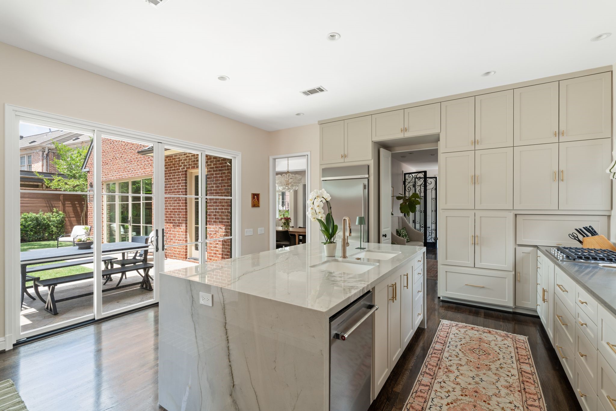  2105 Pelham Drive - 物件實景