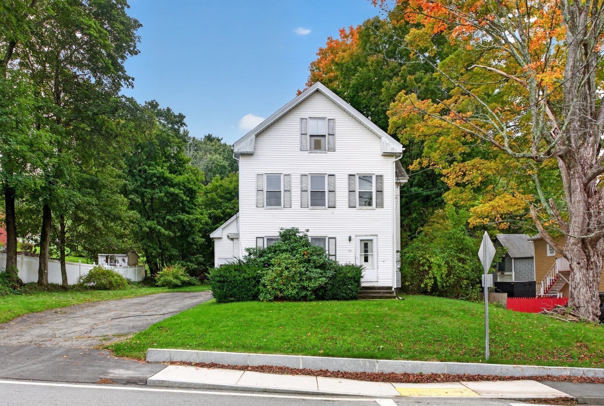 Pleasant St, Spencer, MA 01562 #1