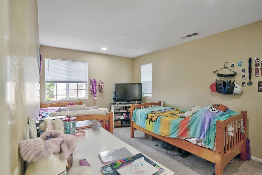 Hemet, California, 92545, United States, 5 Bedrooms Bedrooms, ,3 BathroomsBathrooms,Residential,For Sale,1969134