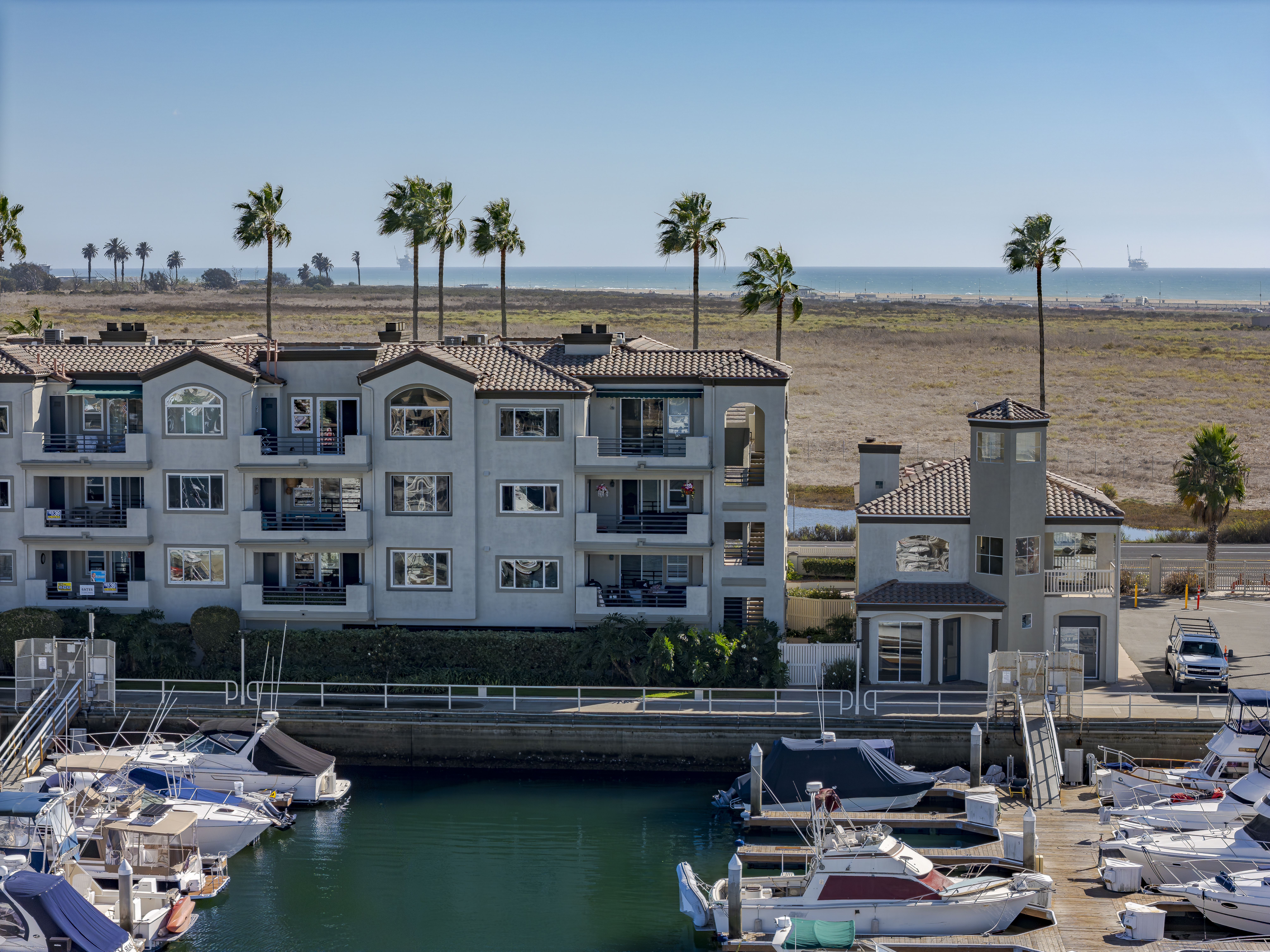  4165 Warner Avenue, Huntington Beach, CA 92649 - 物件實景
