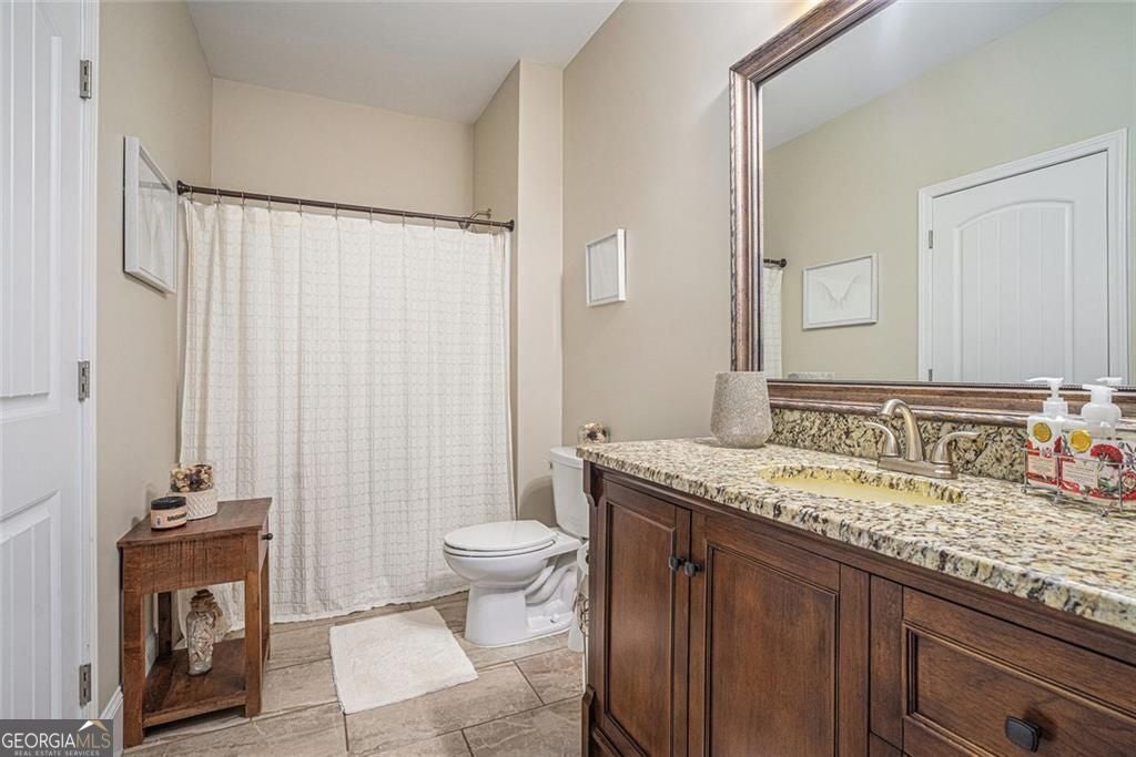 Auburn, Georgia, 30011, United States, 5 Bedrooms Bedrooms, ,3 BathroomsBathrooms,Residential,For Sale,2002297