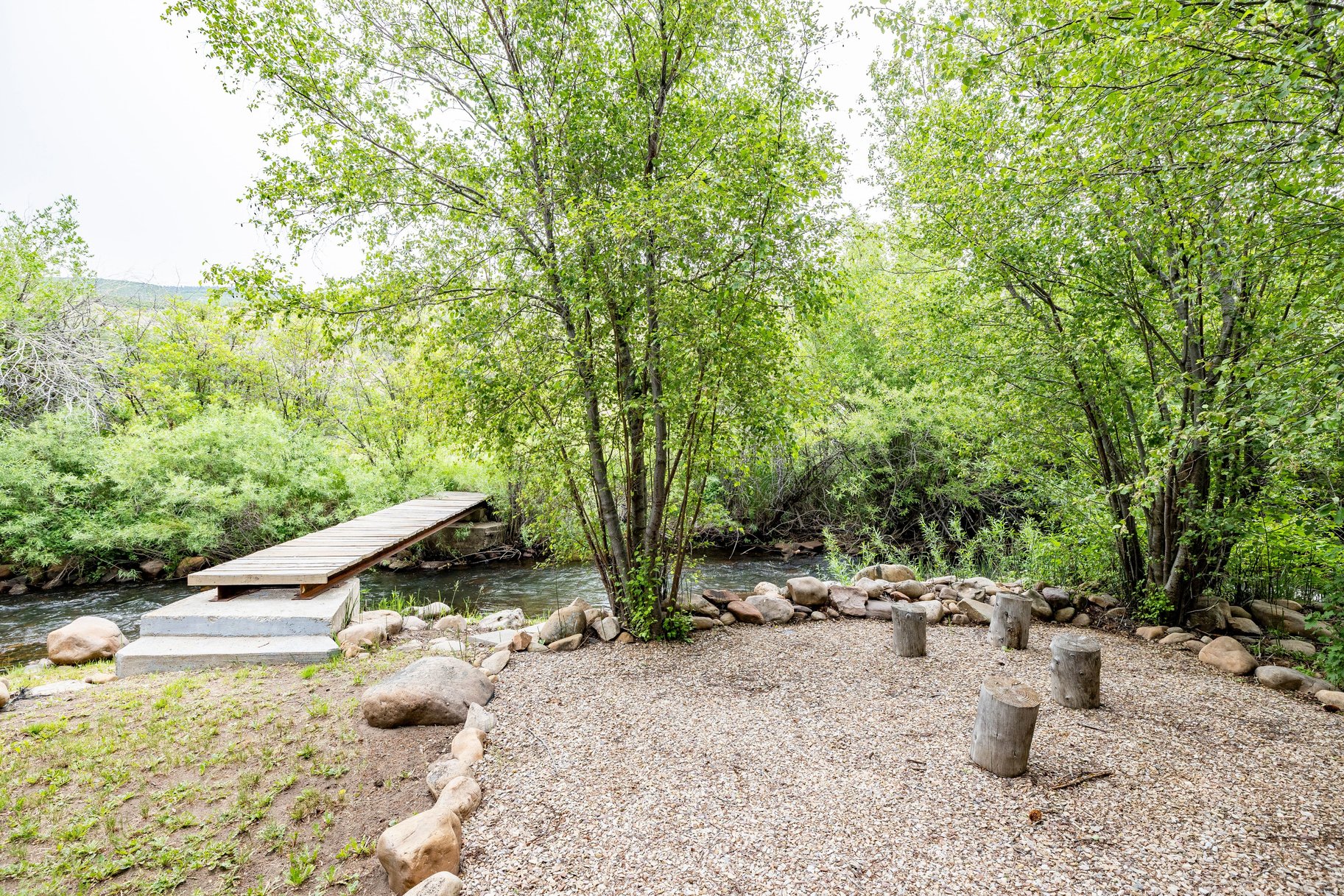  Cabin on the Creek - 物件實景